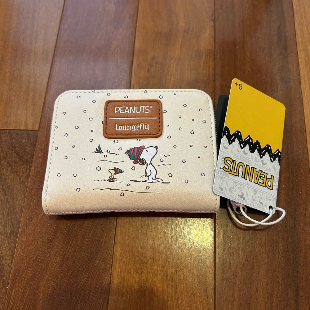 Loungefly Peanuts Snoopy Woodstock Wreath Mini Zipper Wallet - Picture 2 of 5